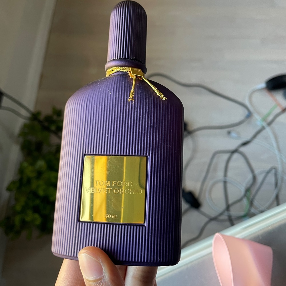 Tom Ford velvet orchid. 1.7 fl oz (orig $155)